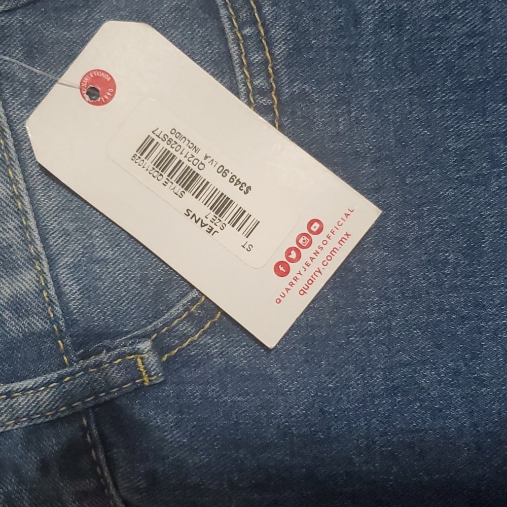 QUARRY JEANS, size 7, light blue